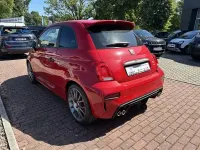Używany Abarth 695 179 KM (131 kW) 2023 Czerwony Hatchback