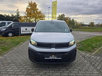 Neu Opel Combo 131 PS (96 kW) 2025 Lackierung weiss icy/typ aussenverkleidung spiegel flach standard Limousine