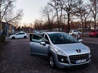 Gebraucht Peugeot 3008 Active 114 PS (83 kW) 2013 Silber Kombi