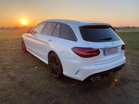Gebraucht Mercedes C43 AMG AMG 390 PS (286 kW) 2018 Weiß Kombi