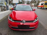 Gebraucht VW Golf VII Join 116 PS (85 kW) 2018 Rot Limousine