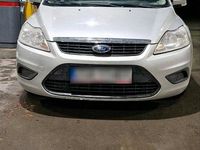 Gebraucht Ford Focus 90 PS (66 kW) 2009 Silber Kombi
