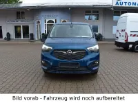 Second-hand Opel Combo Life Elegance 131 CP (96 kW) 2022 Albastru Monovolum