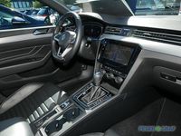 Gebraucht VW Passat Elegance 239 PS (175 kW) 2020 Aquamarinblau metallic Kombi