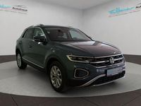 Gebraucht VW T-Roc Style 150 PS (110 kW) 2023 Petroleum blue (blau), metallic SUV