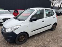 Gebraucht Hyundai i10 Classic 67 PS (49 kW) 2012 Weiß Kleinwagen