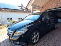 Gebraucht Mercedes B180 122 PS (89 kW) 2013 Schwarz Van / Kleinbus