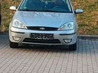 Gebraucht Ford Focus Trend 116 PS (85 kW) 2004 Silber Limousine