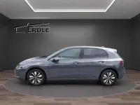 Gebraucht VW Golf VIII Move 131 PS (96 kW) 2023 Grau Limousine