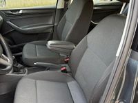 Gebraucht Skoda Rapid Active 95 PS (69 kW) 2018 Grau Kleinwagen