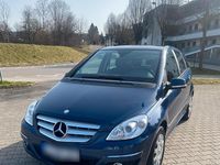 Gebraucht Mercedes B170 116 PS (85 kW) 2009 Blau Van / Kleinbus
