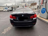 Gebraucht BMW 520 184 PS (135 kW) 2011 Blau Limousine