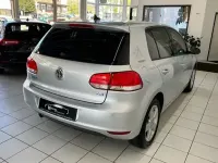 Gebraucht VW Golf VI Team 105 PS (77 kW) 2010 Silber Kleinwagen