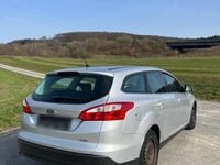 Gebraucht Ford Focus Champions Edition 115 PS (84 kW) 2012 Silber Kombi