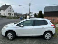Gebraucht Peugeot 2008 120 PS (88 kW) 2015 Weiß SUV