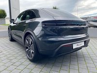 Gebraucht Porsche Macan 380 kW (517 PS) 2026 Vulkangraumetallic SUV