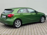 Gebraucht Mercedes A180 Urban 109 PS (80 kW) 2017 Grün Limousine