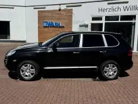 Second-hand Porsche Cayenne 245 CP (180 kW) 2009 Negru SUV