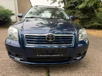 Gebraucht Toyota Avensis Executive 147 PS (108 kW) 2005 Blau Kombi