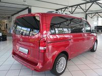 Gebraucht Mercedes V220 163 PS (119 kW) 2025 Hyazinthrot Van / Kleinbus