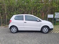 Gebraucht VW Fox 54 PS (39 kW) 2009 Weiß Kleinwagen