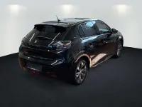 Gebraucht Peugeot e-208 Allure 100 kW (136 PS) 2021 Schwarz Kleinwagen