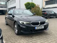 Gebraucht BMW 320 Sport Line 163 PS (119 kW) 2023 Schwarz Kombi