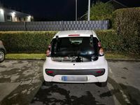 Gebraucht Citroën C1 68 PS (50 kW) 2011 Weiß Kleinwagen