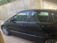 Gebraucht Mercedes A160 Elegance 95 PS (69 kW) 2010 Schwarz Kleinwagen