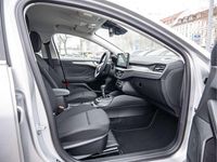 Neu Ford Focus Titanium 125 PS (91 kW) 2025 Moondust silver Limousine