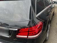 Gebraucht Mercedes E220 204 PS (150 kW) 2015 Kombi