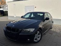 Gebraucht BMW 318 Performance 143 PS (105 kW) 2010 Schwarz Limousine