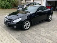 Gebraucht Mercedes SLK300 231 PS (169 kW) 2009 Schwarz Cabrio