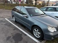Gebraucht Mercedes C180 Elegance 143 PS (105 kW) 2004 Grau Kombi