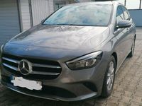 Gebraucht Mercedes B200 163 PS (119 kW) 2020 Grau Van / Kleinbus