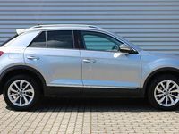 Gebraucht VW T-Roc Style 150 PS (110 kW) 2024 Silber SUV