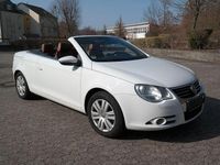 Gebraucht VW Eos Style 122 PS (89 kW) 2009 Weiß Cabrio