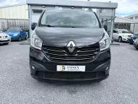 Gebraucht Renault Trafic Expression 145 PS (106 kW) 2017 Schwarz Van / Kleinbus