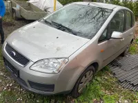 Używany Ford Focus 119 KM (87 kW) 2004 Szary Sedan/Limuzyna