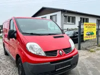 Gebraucht Renault Trafic 114 PS (83 kW) 2013 Rot Van / Kleinbus