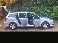 Gebraucht Opel Astra Innovation 116 PS (85 kW) 2008 Silber Coupé