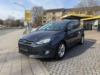 Gebraucht Ford Focus Champions Edition 140 PS (102 kW) 2013 Grau Limousine