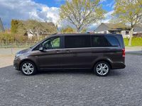 Gebraucht Mercedes E250 Avantgarde Edition 190 PS (139 kW) 2015 Braun Kombi