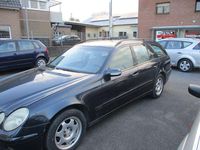 Gebraucht Mercedes E220 150 PS (110 kW) 2004 Schwarz Kombi