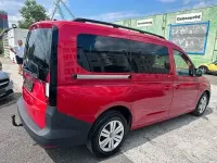 Gebraucht VW Caddy Maxi Basis 122 PS (89 kW) 2026 Rot Van / Kleinbus