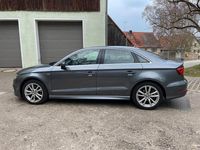 Gebraucht Audi A3 S-Line 150 PS (110 kW) 2015 Grau Limousine