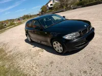 Gebraucht BMW 116 122 PS (89 kW) 2011 Schwarz Kleinwagen