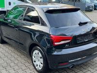 Gebraucht Audi A1 Ambiente 82 PS (60 kW) 2017 Schwarz Kleinwagen