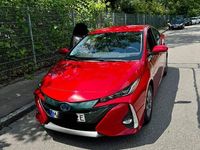 Gebraucht Toyota Prius 122 PS (89 kW) 2019 Rot Kleinwagen