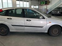 Gebraucht Ford Focus 116 PS (85 kW) 2004 Silber Limousine